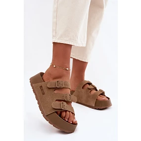 Dámské pantofle na masivní platformě s pásky Big Star TT274530 Camel Dámské pantofle na masivní platformě s pásky Big Star TT274530 Camel