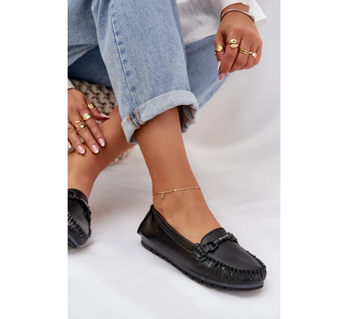 Ploché Kožené Mokasíny S Ozdobou model 21686042 Černé - S.Barski Ploché Kožené Mokasíny S Ozdobou model 21686042 Černé - S.Barski