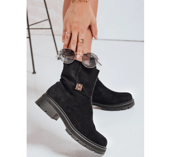 Dámské černé semišové kozačky model 21992354 - Dstreet Dámské černé semišové kozačky model 21992354 - Dstreet