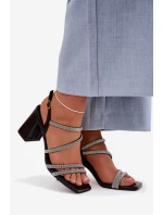 Černé dámské sandály na podpatku s pásky a model 22027990 - Boto Černé dámské sandály na podpatku s pásky a model 22027990 - Boto