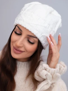 Dámská zimní vlněná čepice s ozdobnými krystalky K399 černá