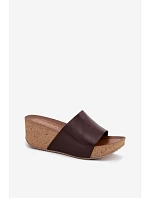 model 22136740 kožené dámské pantofle na korkové platformě čokoládové - Zazoo