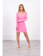 Pruhované přiléhavé šaty ve světle růžové barvě Pruhované přiléhavé šaty ve světle růžové barvě