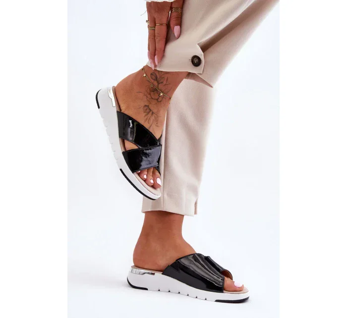 Lakované nízké klínky S.Barski Černé Lakované nízké klínky S.Barski Černé