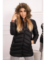Prošívaná zimní bunda s kapucí a kožíškem černé barvy