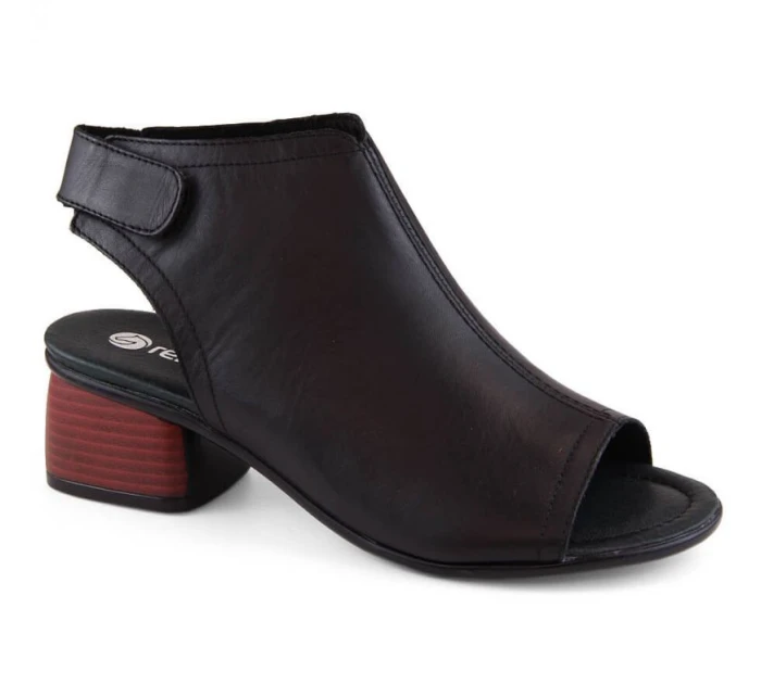 Kožené pohodlné sandály Remonte W RKR654 Kožené pohodlné sandály Remonte W RKR654