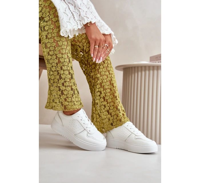 Dámské Tenisky Na Platformě S Dekorativním Šněrováním Bílé model 21667752 - Boto Dámské Tenisky Na Platformě S Dekorativním Šněrováním Bílé model 21667752 - Boto