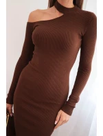 Dámské šaty z pleteniny s dlouhým rukávem a asymetrickým výstřihem hnědé