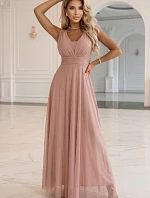 637-7 Dlouhé maxi šaty s brokátovým akcentem a hlubokým výstřihem - pudrově růžové