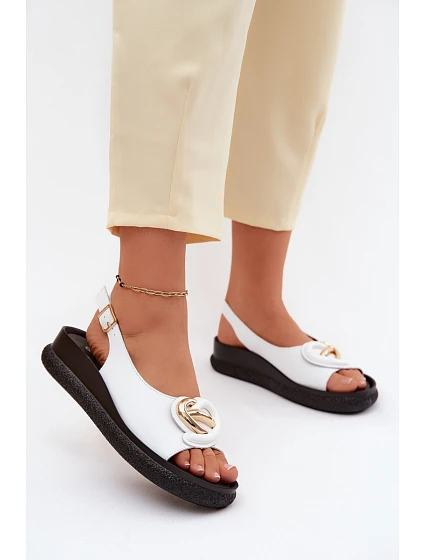 Kožené sandály na platformě s ozdobou model 22133571 Bílé - S.Barski