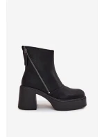Kožené zateplené dámské kotníkové boty na sloupku a platformě Vinceza – černé Kožené zateplené dámské kotníkové boty na sloupku a platformě Vinceza – černé