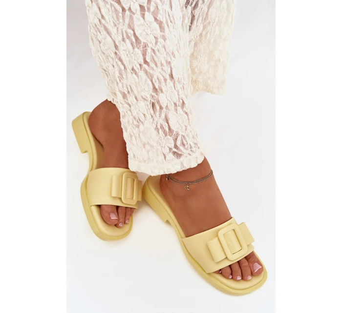 Dámské nazouváky s nízkým podpatkem s přezkou Žluté Melivra