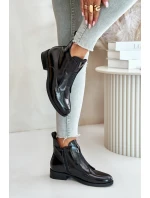 Lakované Nízké Boty Dámské Na Plochém Podpatku Zateplené Černé model 21674545 Černé - S.Barski