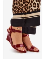 Lakované Dámské Sandály Na Klínu Bordové model 21689005 - Boto Lakované Dámské Sandály Na Klínu Bordové model 21689005 - Boto