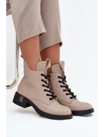 Kožené dámské kotníkové boty na nízkém podpatku Vinceza – béžové Kožené dámské kotníkové boty na nízkém podpatku Vinceza – béžové