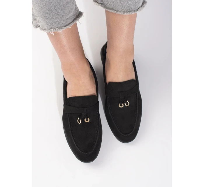 Výborné dámské černé mokasíny na plochém podpatku Výborné dámské černé mokasíny na plochém podpatku