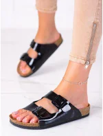 Pohodlné dámské  nazouváky černé bez podpatku