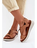 Kožené dámské sandály na platformě model 22149678 Camel - Maciejka