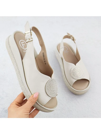 Dámské sandály na platformě se zirkony béžové Filippo DS6984