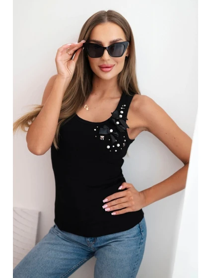 Dámský žebrovaný top z bavlny s květinovou aplikací černá Dámský žebrovaný top z bavlny s květinovou aplikací černá