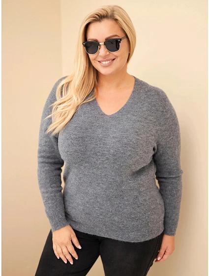 Dámský svetr Plus Size z baby alpaky s dlouhým rukávem grafitový Dámský svetr Plus Size z baby alpaky s dlouhým rukávem grafitový