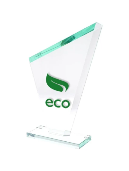 Gravírovaná skleněná trofej + malířská výplň Gravírovaná skleněná trofej + malířská výplň