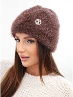 Dámská čepice ažurová s příměsí viskózy a ozdobou hnědá Dámská čepice ažurová s příměsí viskózy a ozdobou hnědá