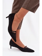 Dámské lodičky na nízkém podpatku s ozdobným páskem Černé model 22037735 - Boto