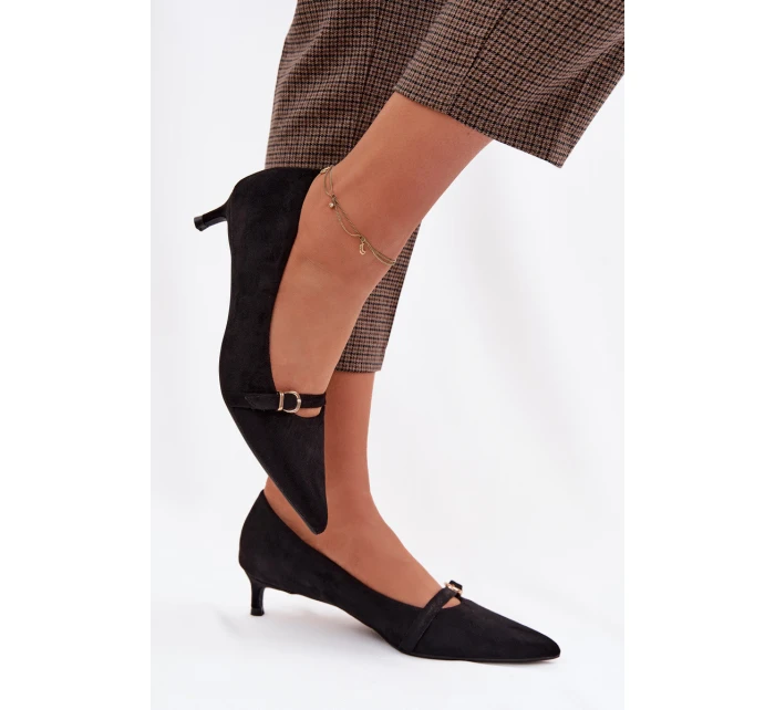 Dámské lodičky na nízkém podpatku s ozdobným páskem Černé model 22037735 - Boto