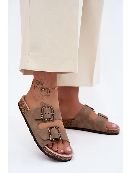 Dámské pantofle s podrážkou s přezkami s vzorem Béžové model 22140713 - Boto