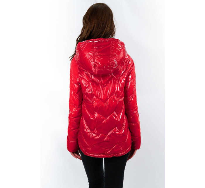 Červená prošívaná dámská bunda s kapucí (R9562)