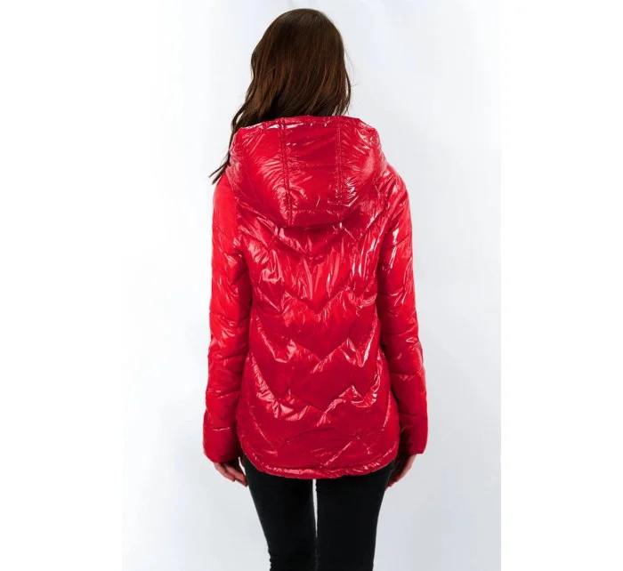 Červená prošívaná dámská bunda s kapucí model 16147700 - S'WEST Červená prošívaná dámská bunda s kapucí model 16147700 - S'WEST