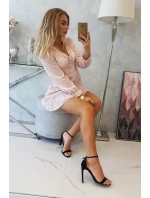 Šaty s ozdobnými volánky pudrově růžové