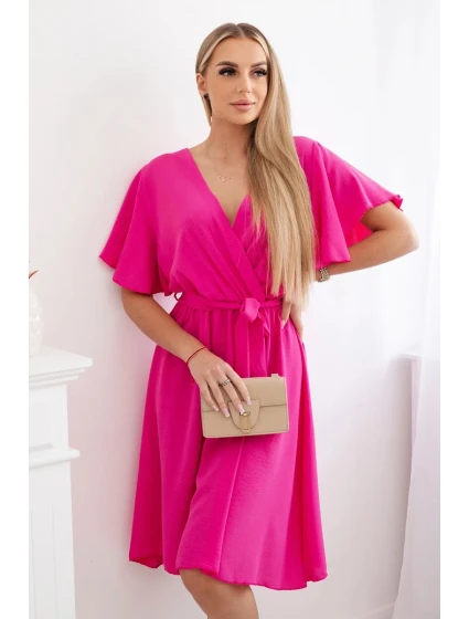 Šaty s vrstveným výstřihem růžový