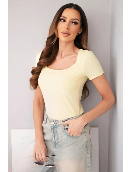 Dámská bambusová halenka s krátkým rukávem a širokým výstřihem basic žlutá Dámská bambusová halenka s krátkým rukávem a širokým výstřihem basic žlutá