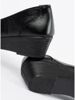 Jedinečné dámské černé  polobotky na klínku