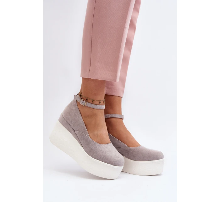 Dámské espadrilky na šedé model 21648491 - Boto