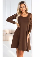 574-2 IVANA pohodlné trapézové šaty s výstřihem a dlouhými rukávy - čokoládové 574-2 IVANA pohodlné trapézové šaty s výstřihem a dlouhými rukávy - čokoládové