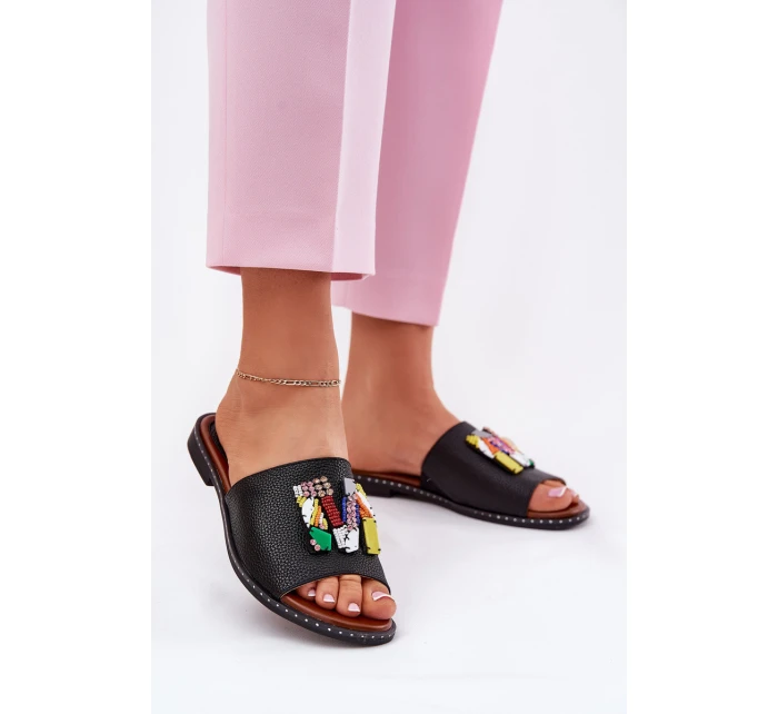 Dámské sandály na plochém podpatku s ozdobou černé model 21695688 - Boto