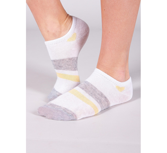 Dívčí kotníkové bavlněné ponožky Vzory Barvy  Vícebarevné model 17179198 - Yoclub