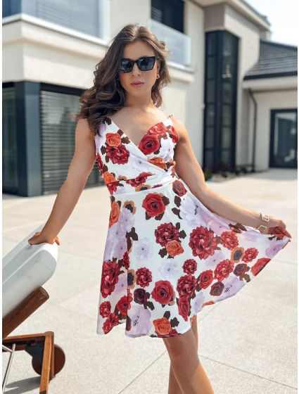 šaty bílé Dstreet model 21978006 - FashionStreet šaty bílé Dstreet model 21978006 - FashionStreet