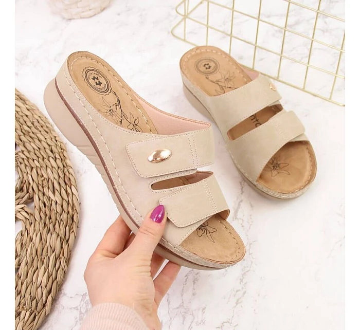 Žabky na suchý zip eVento W EVE224B beige