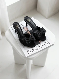 Dámské sandály na jehlovém podpatku s mašlí Černé Jelessa