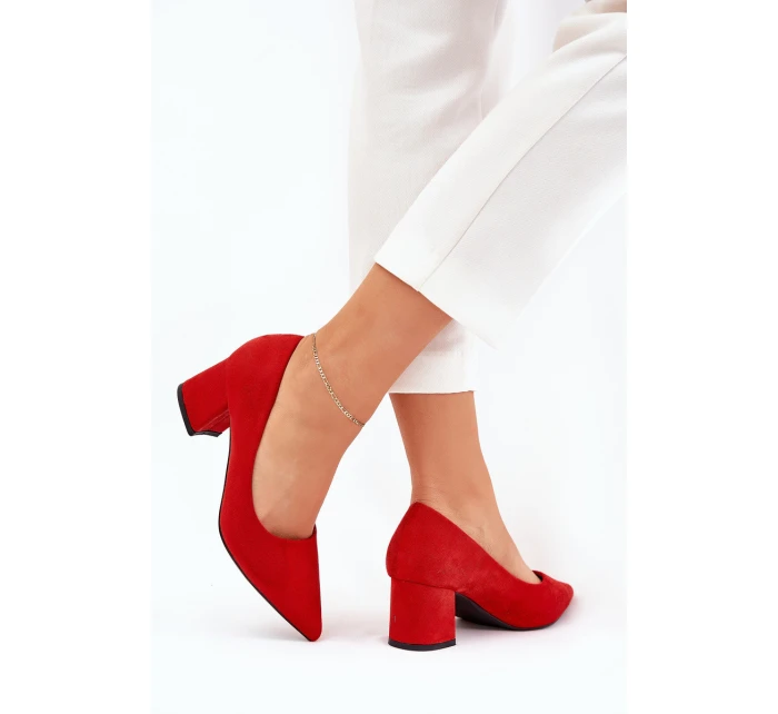 Dámské lodičky se špičatými špičkami na sloupku červené Merinette Dámské lodičky se špičatými špičkami na sloupku červené Merinette
