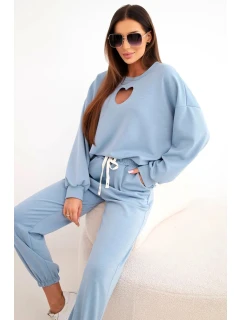 Dámský komplet s máslem a výřezem ve tvaru srdce džínový