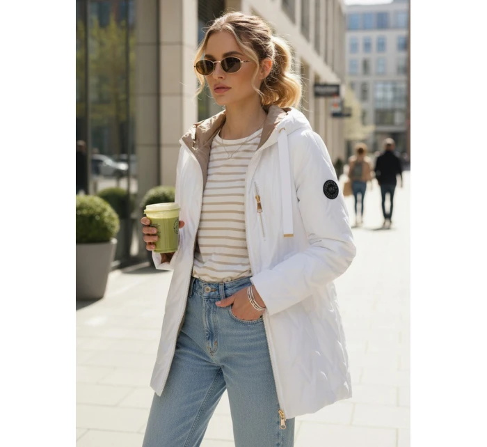 Dámská prošívaná přechodová bunda bílá Dstreet model 21996006 - FashionStreet Dámská prošívaná přechodová bunda bílá Dstreet model 21996006 - FashionStreet