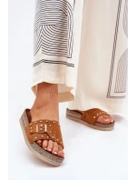 Dámské Pantofle Na Platformě S Přezkou A Camel model 21689943 - Boto Dámské Pantofle Na Platformě S Přezkou A Camel model 21689943 - Boto