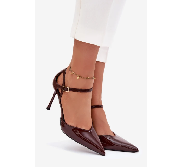 Lakované lodičky s páskem čokoládové model 21788340 - Boto Lakované lodičky s páskem čokoládové model 21788340 - Boto