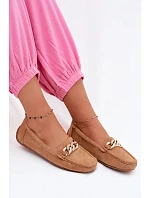 Dámské mokasíny se zlatým řetízkem a imitací semiše Camel Amaretto Dámské mokasíny se zlatým řetízkem a imitací semiše Camel Amaretto