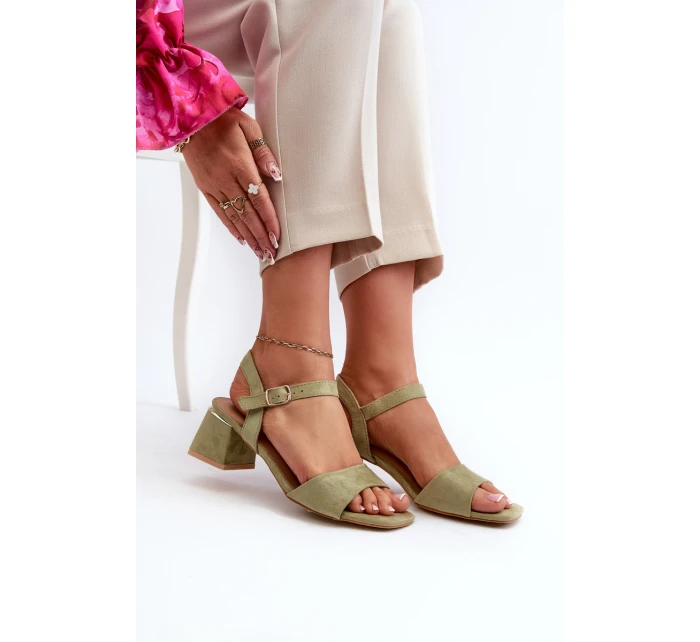 Dámské Sandály na Podpatku z Semiše Zelené model 21661588 - EVENTO Dámské Sandály na Podpatku z Semiše Zelené model 21661588 - EVENTO